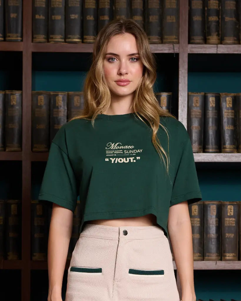 SUNDAY'S TOP Y/OUT